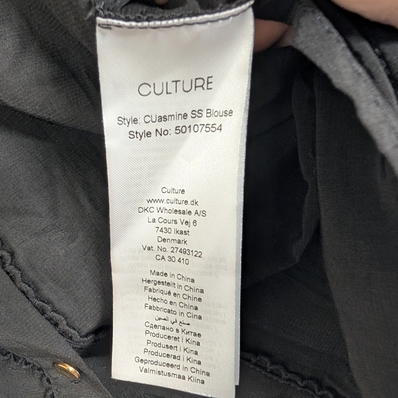 CULTURE BLACK BUTTON DOWN SHIRT SIZE MEDIUM - Picture 5 of 6